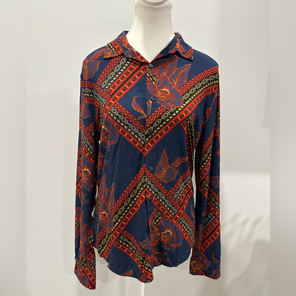 Guess Multi Floral Shirt Viscose Sz M Long Sleeves Work Church Business Formal